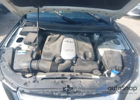 2011 Hyundai Genesis 4.6 z USA, uszkodzony, nr VIN KMHGC4DF1BU127889